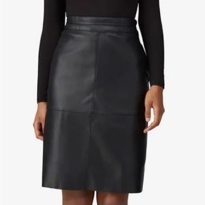 Universal Standard faux leather mid-length skirt in black size S (14/16).